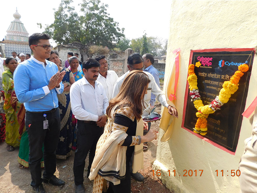 De-silting and toilet construction completed in Mavadi Kade Pathar